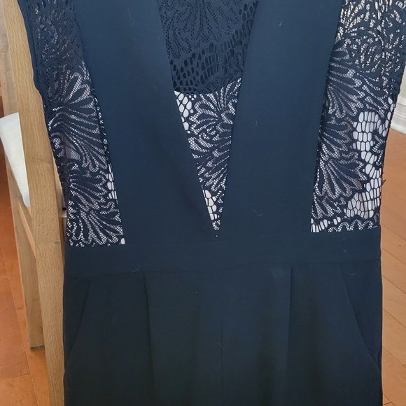 Black lace romper - Picture 2 of 4